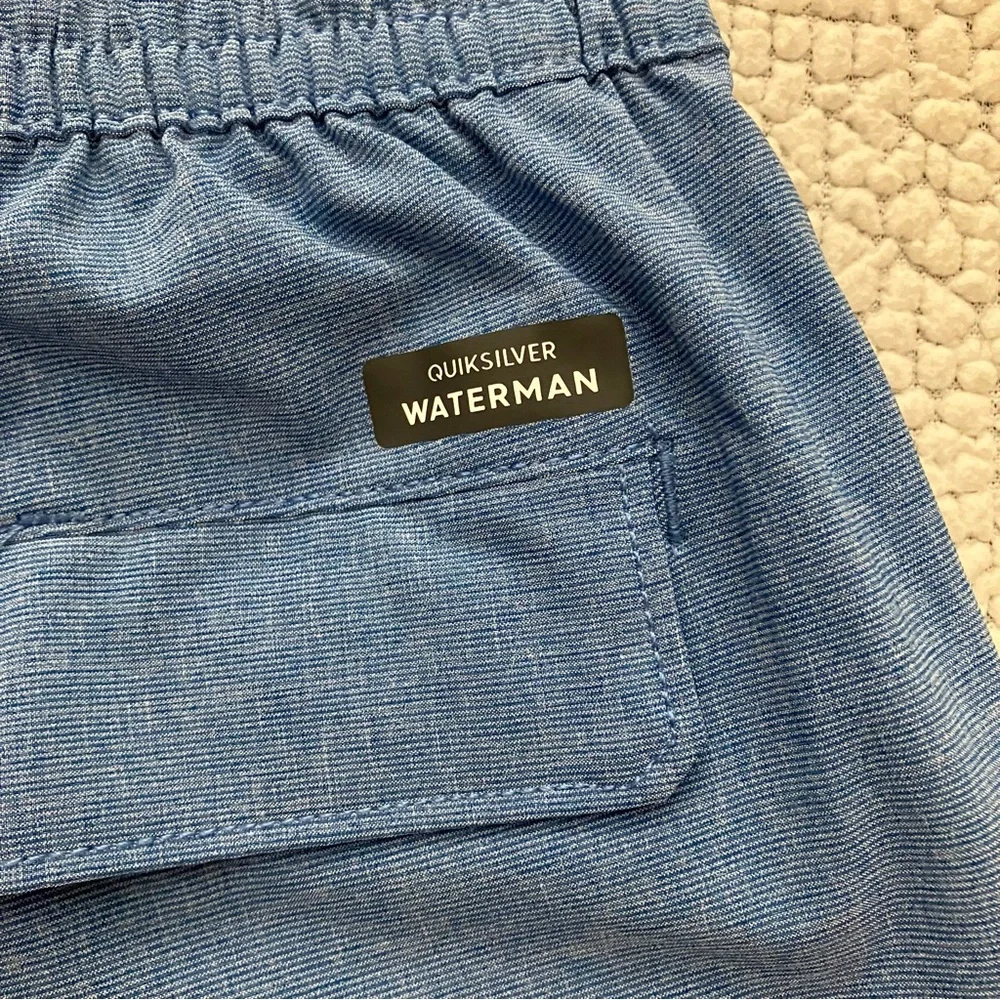 Quiksiler Waterman, men’s M shorts/bathing suit. Great shape, lightly used - Picture 3 of 5